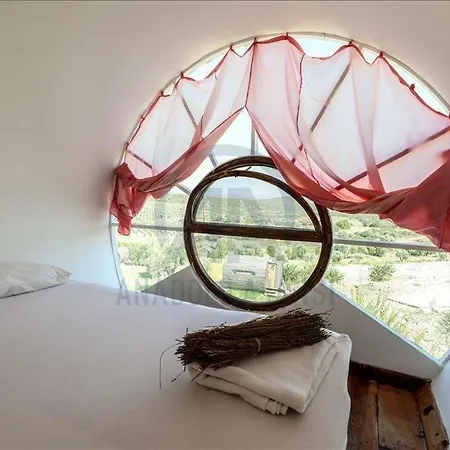 מלון Vadi Alacati- Bungalow *